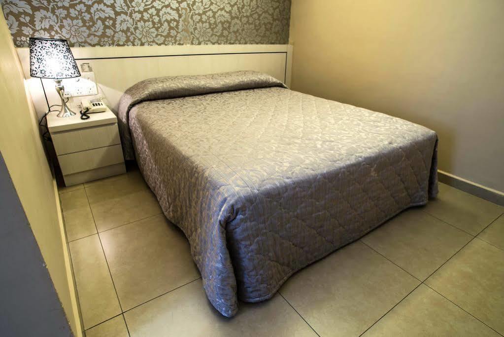 Kingston Hotel 1 , Bukit Bintang Kuala Lumpur Buitenkant foto